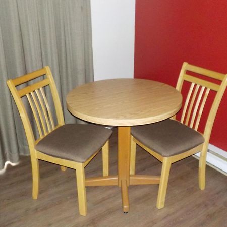 Econo Lodge Βερνόν Εξωτερικό φωτογραφία
