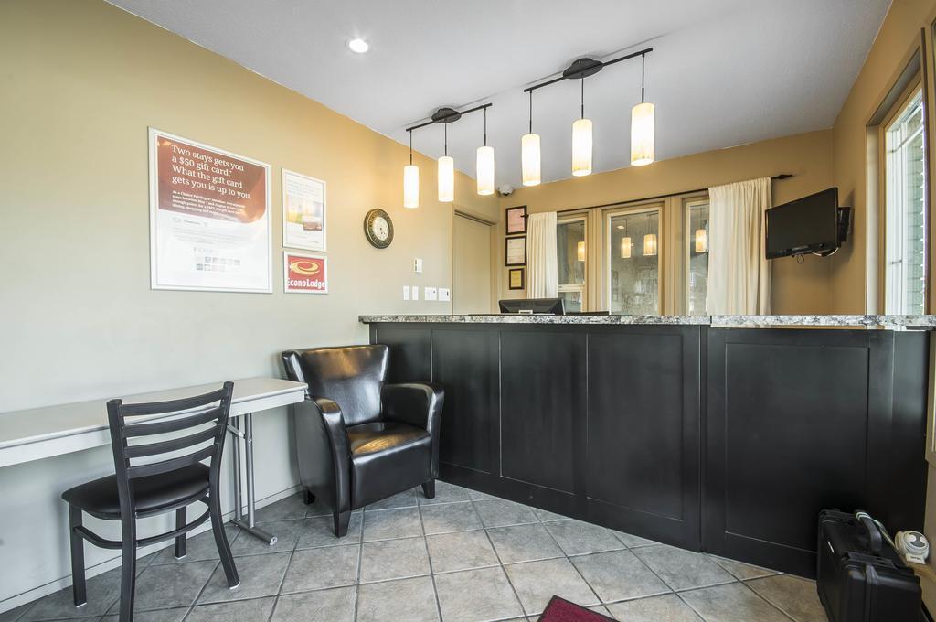 Econo Lodge Βερνόν Εξωτερικό φωτογραφία