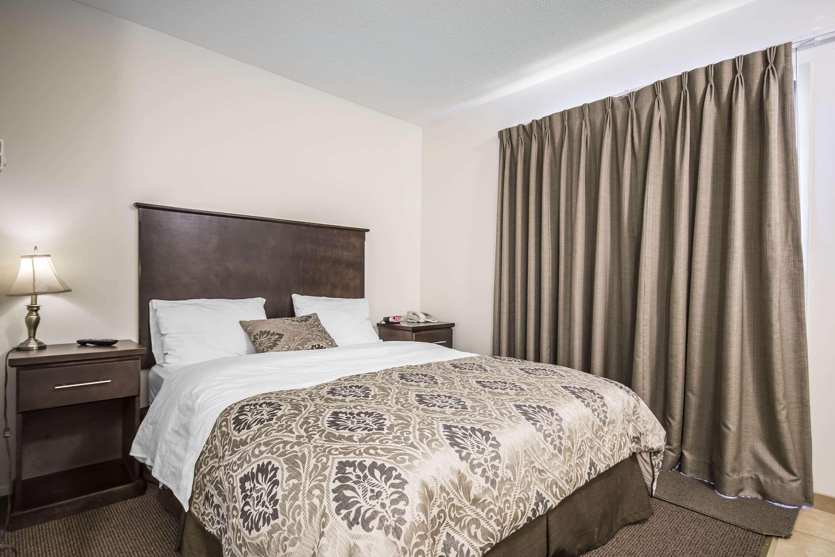 Econo Lodge Βερνόν Εξωτερικό φωτογραφία